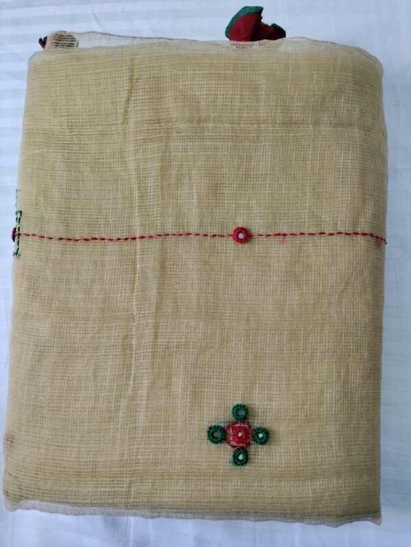 Ghabakala_SKUKOTAN08_Beige-Hand-Embroidered-Kota-Doria-Sari-With-Zari-Border