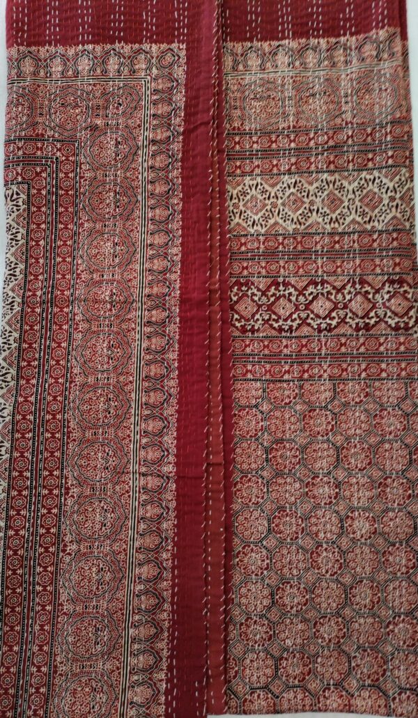 Ghabakala_SKUKANTHAAJB03_Red-Ajrakh-Hand-Block-Print-Kantha-Work-Double-Bedcover