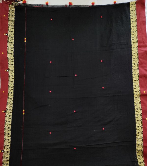 Ghabakala_SKUNARAYANPET01_Black-Hand-Embroidered-Mirror-Work-Cotton-Narayanpet-Saree-With-Border